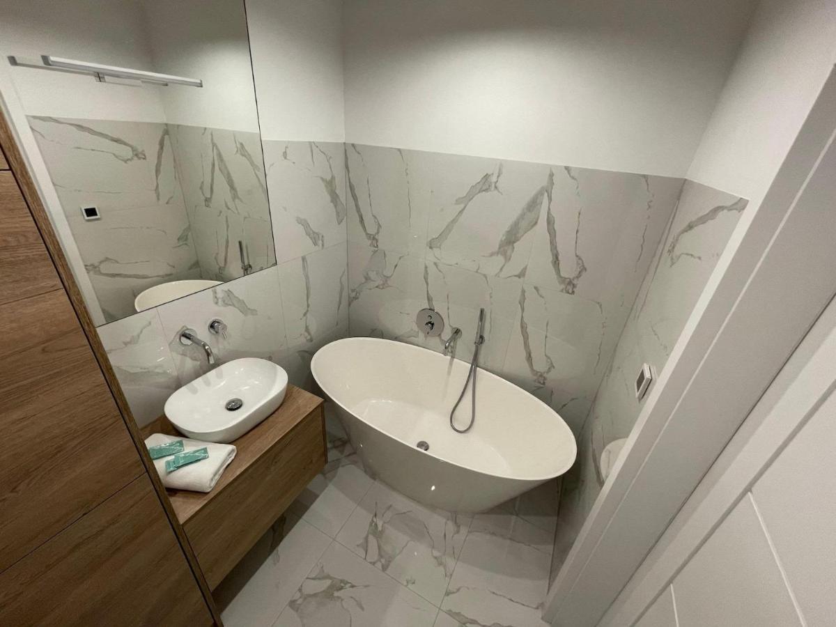 High Standard Apartment Гдиня Екстериор снимка